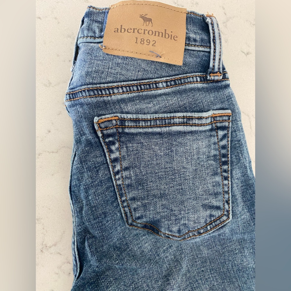 ABERCROMBIE boys jeans